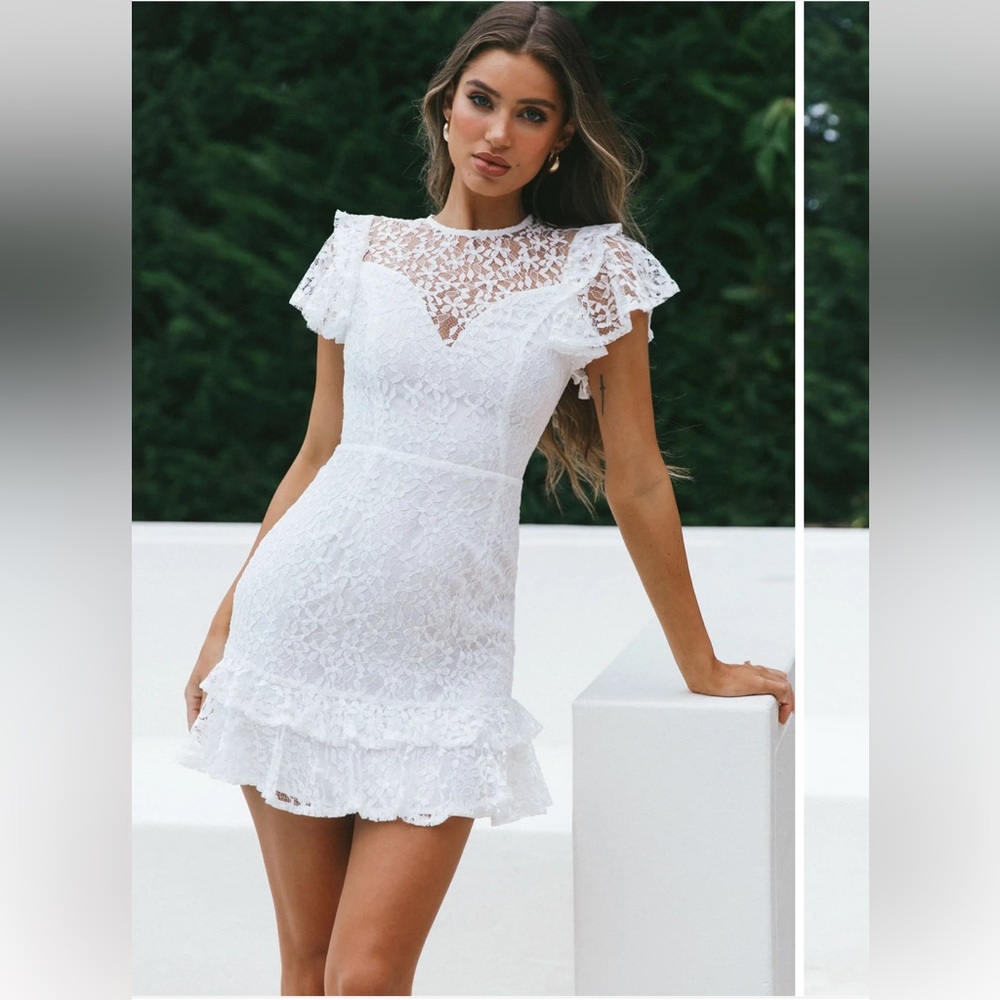Selfie Leslie White Lace Ruffle Mini Dress